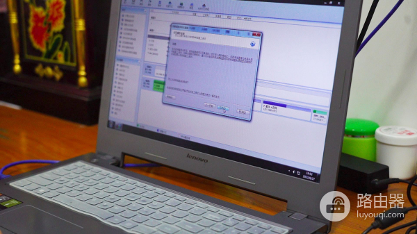 笔记本电脑一键迁移系统到固态盘(笔记本怎么把系统盘转移到固态硬盘)