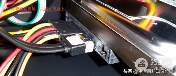 电脑安装机械硬盘的方法和硬盘分区教程(电脑如何安装机械硬盘)