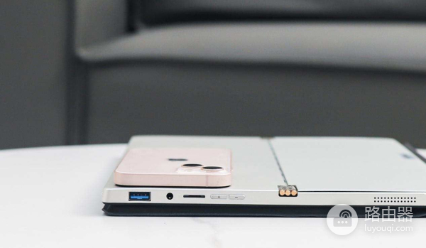 Win11二合一平板有多能打?一文给答案:壹号本T1出差更轻松