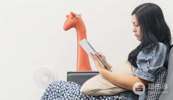 Win11二合一平板有多能打？一文给答案：壹号本T1出差更轻松