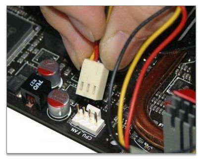 学会鉴别主板(如何区分电脑主板)