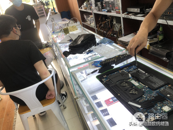 电脑是拆开了(拆机把电脑拆坏了)