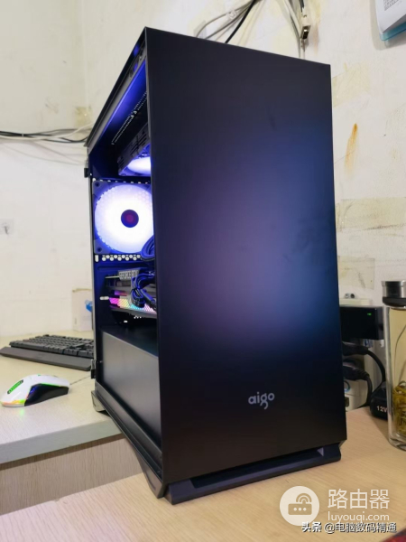 写一张电脑配置单赔偿了500元，学徒撸起袖子就要干，客户太较真