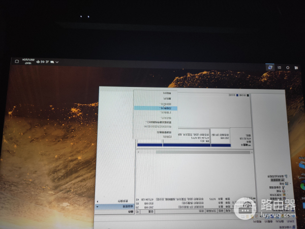 刚买新电脑就一个C盘(新买来的电脑只有一个C盘)