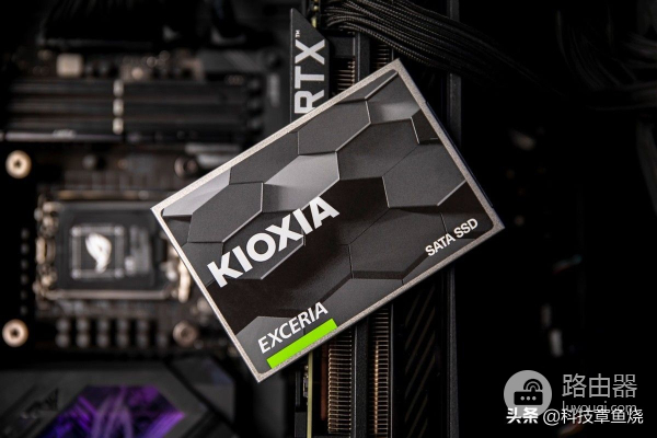 旧电脑硬盘升级怎么选(旧电脑硬盘升级怎么选择系统)