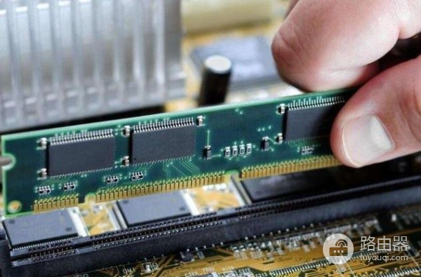 电脑卡顿时不要暴躁！从这4个方面着手，运行速度要起飞了