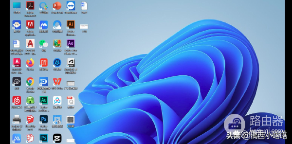 电脑显示有黑边或者整个屏幕都扁的怎么调整(电脑显示有黑边或者整个屏幕都扁的怎么调整大小)