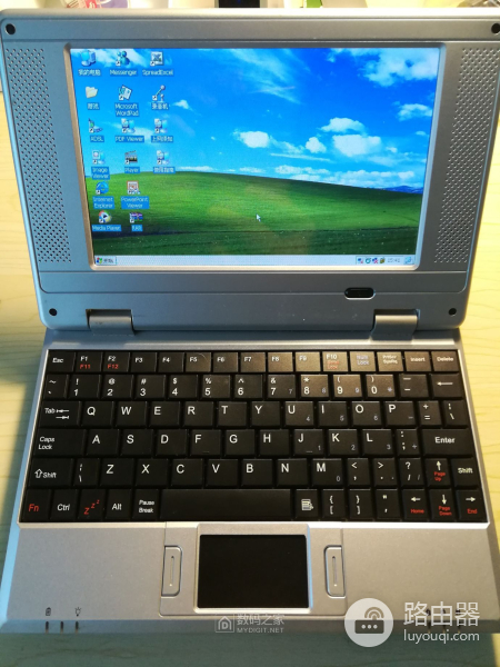 12年前电视购物的笔记本电脑拆解,配置惨不忍睹还是WinCE系统