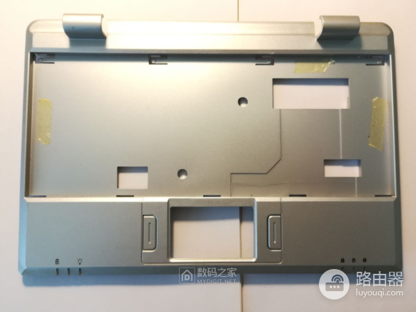 12年前电视购物的笔记本电脑拆解,配置惨不忍睹还是WinCE系统