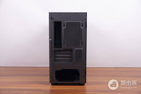 闲置配件组装上网课电脑，硬件搭配并不合理，但跑分20万足够使用