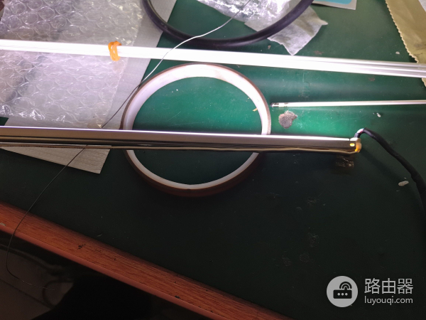 老显示器换灯管(电脑显示器如何换灯管)