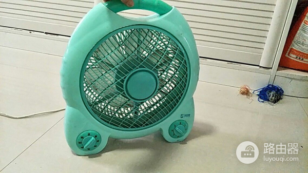 电风扇清洗小妙招(如何清洁笔记本电脑风扇)