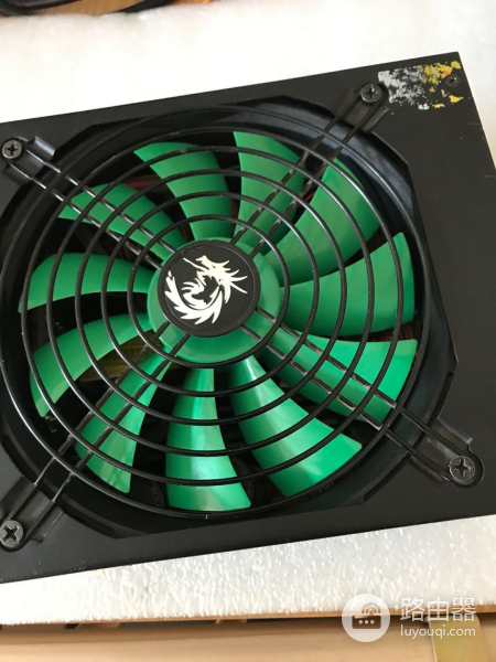 4元一把0.14A 1400转的散热风扇,让你的电脑电源瞬间安静袭来