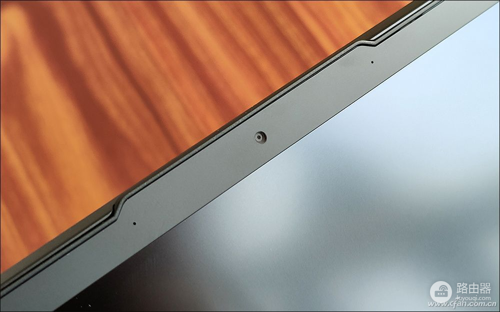 荣耀猎人游戏本V700评测(荣耀猎人游戏本 v700)