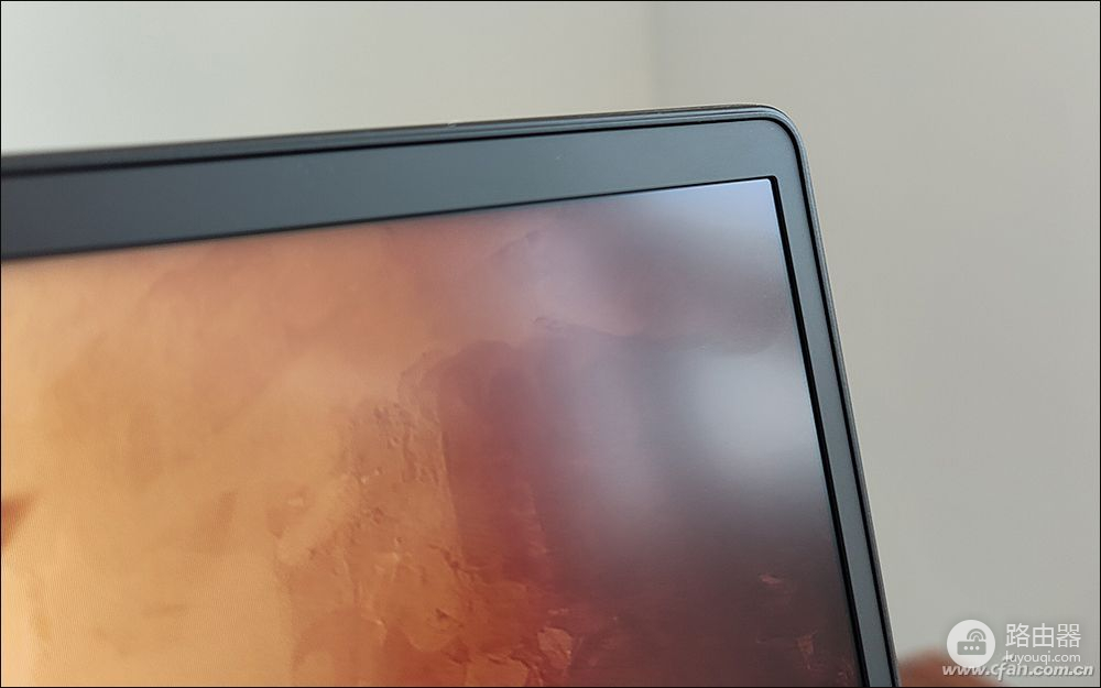 荣耀猎人游戏本V700评测(荣耀猎人游戏本 v700)