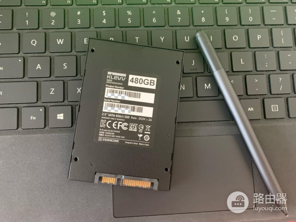 最划算的笔记本扩容方式来了！科赋这块硬盘让你的电脑重获新生