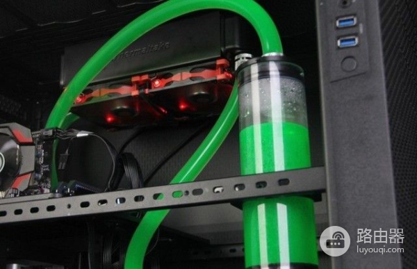 电脑进水了怎么办(电脑进水了如何修电脑)