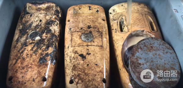 修复20年前的PC电脑音箱，采用了防磁喇叭，还是当年那个声音