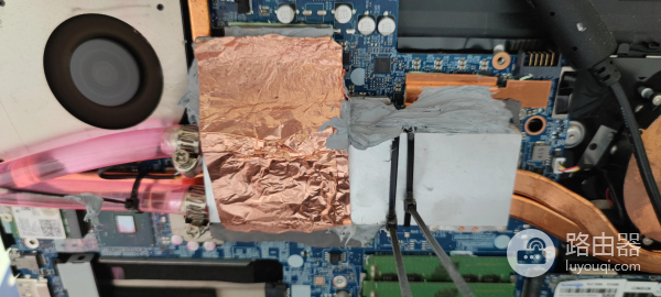 多台笔记本电脑水冷辅助散热改装(笔记本散热改造水冷)