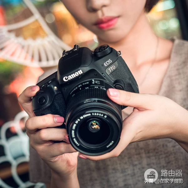 相机里的照片不用电脑(有相机没有电脑照片怎么弄)