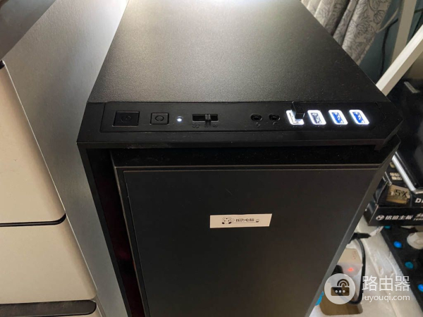 在家收拾我的电脑工作台(在家收拾我的电脑工作台英文)