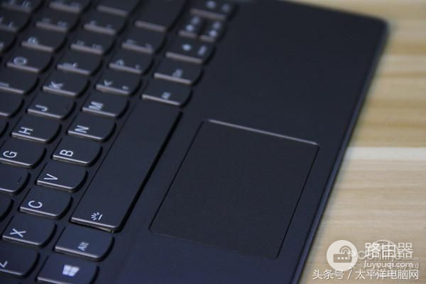 二合一电脑引领新潮流(二合一电脑新款)