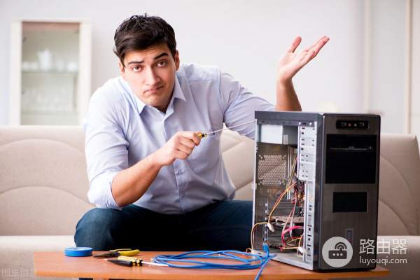 一台电脑在播放歌曲时有噪音该怎么办(一台电脑在播放歌曲时有噪音该怎么办解决)