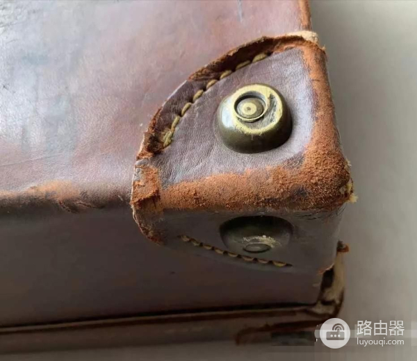 220.老旧皮箱的收藏价值(旧皮箱有没有收藏价值?)