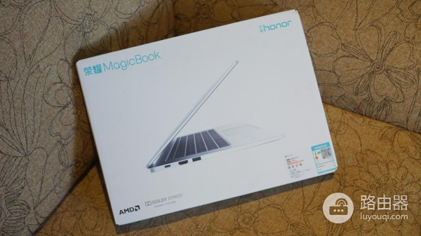 荣耀MagicBook触屏版长测:触控加入后的畅快电脑体验