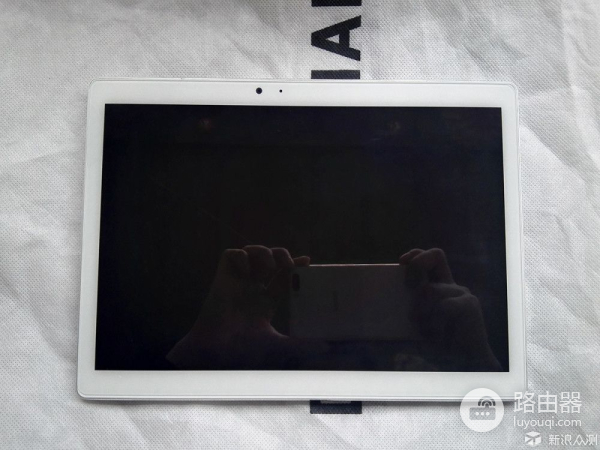 自己动手修复屏幕划痕及建议(电脑划痕如何修复)