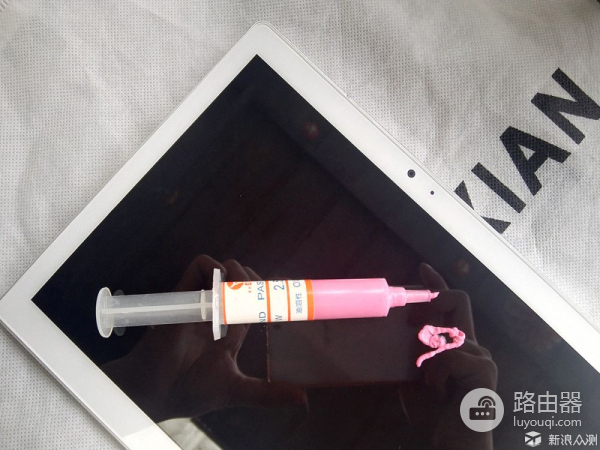 自己动手修复屏幕划痕及建议(电脑划痕如何修复)