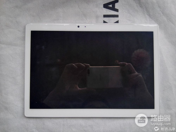 自己动手修复屏幕划痕及建议(电脑划痕如何修复)