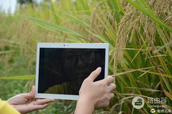 自己动手修复屏幕划痕及建议(电脑划痕如何修复)