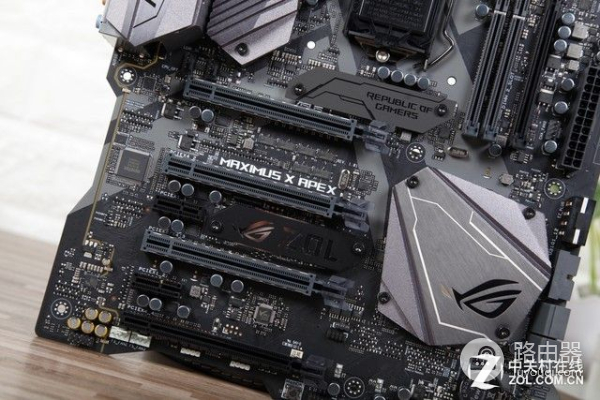 电脑主板型号在哪里看(主板型号在哪里看?)