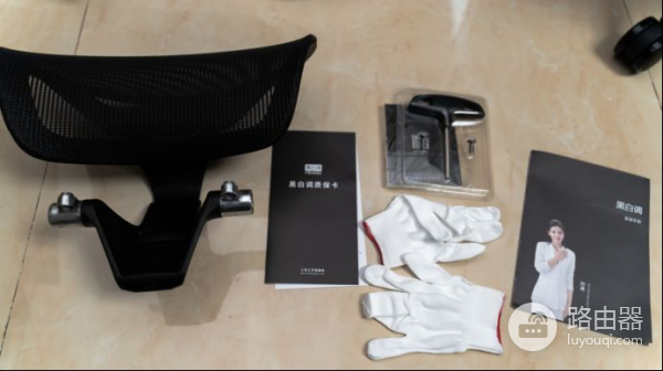 黑白调人体工学电脑椅(黑白调的人体工学椅怎么样)