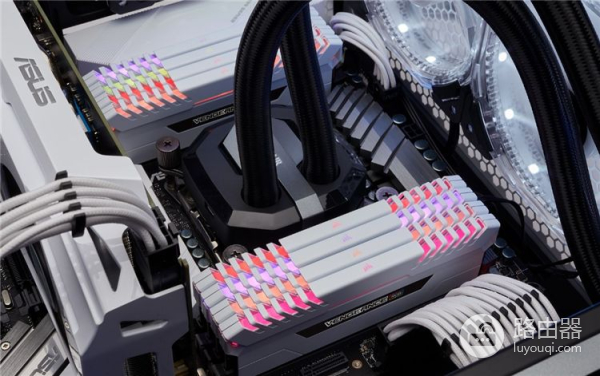 电脑内存条超频能提升多少性能(内存超频有多大提升)