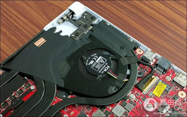 华硕天选Air拆机评测(华硕电脑如何拆机)