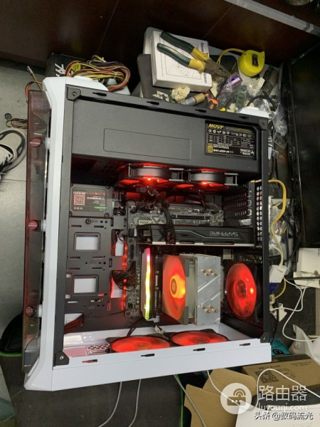 电脑买来一个月就花屏了(电脑买来一个月就花屏了怎么办)