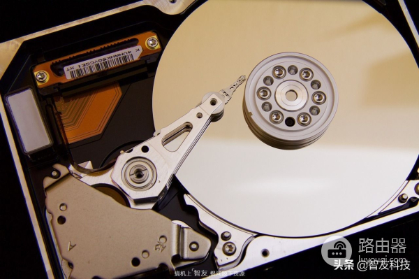 为什么电脑上的软件都想把自己安装到c盘上(为什么所有软件都想装在C盘上)