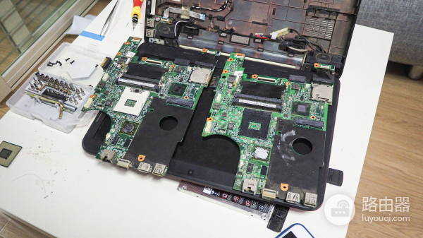 旧笔记本光驱换SSD(如何换电脑光驱)
