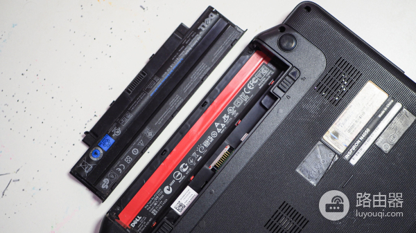 旧笔记本光驱换SSD(如何换电脑光驱)