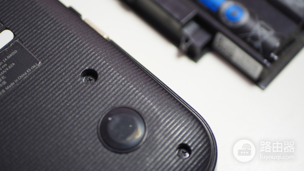 旧笔记本光驱换SSD(如何换电脑光驱)