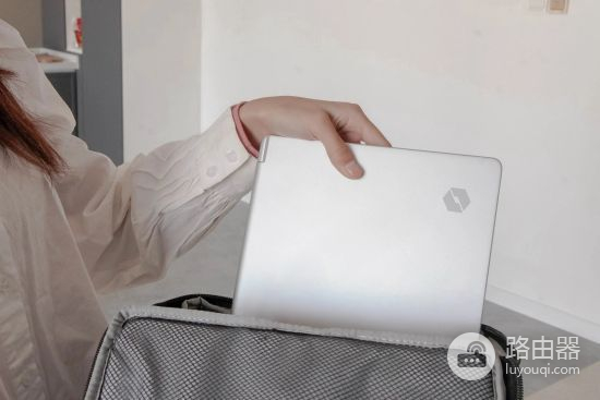 机械革命笔记本测评(机械革命电脑如何)