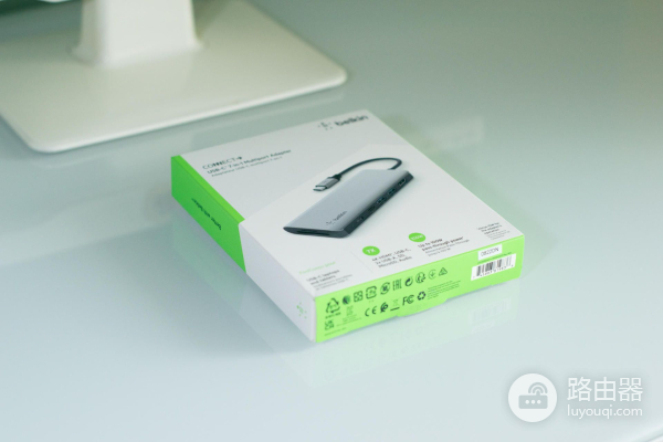 打造清爽笔记本电脑居家桌面,用这几个小数码配件就够了