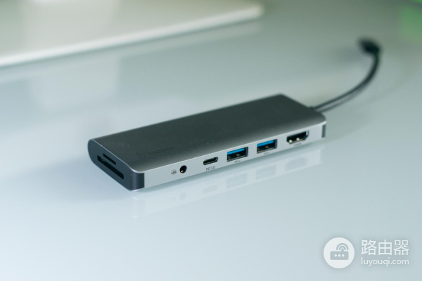 打造清爽笔记本电脑居家桌面,用这几个小数码配件就够了