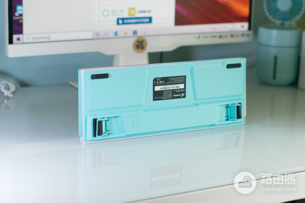 打造清爽笔记本电脑居家桌面,用这几个小数码配件就够了