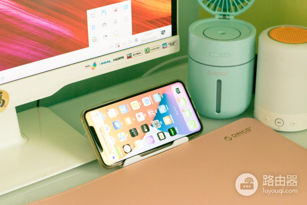 打造清爽笔记本电脑居家桌面,用这几个小数码配件就够了