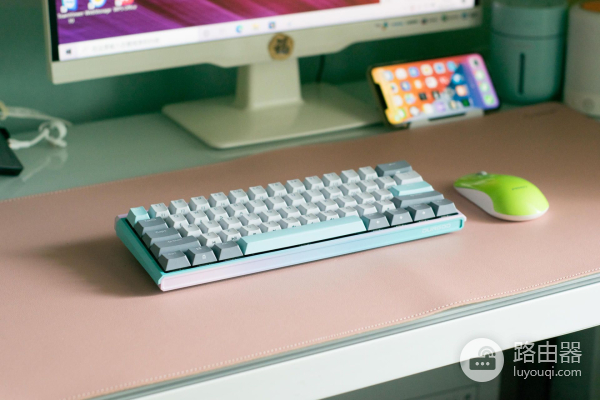 打造清爽笔记本电脑居家桌面,用这几个小数码配件就够了