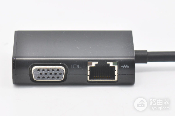 很多电脑上还有PS/2、串口，VGA接口，你可能不知道它的妙用