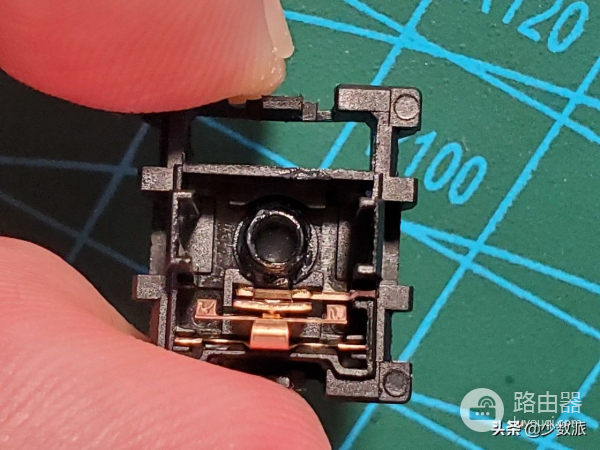 如何让你的键盘鼠标静音(如何把鼠标按键弄成静音)